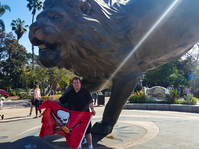 BuccaneersFan.com Yes no more NFL team here but they have some seriously large wildlife.