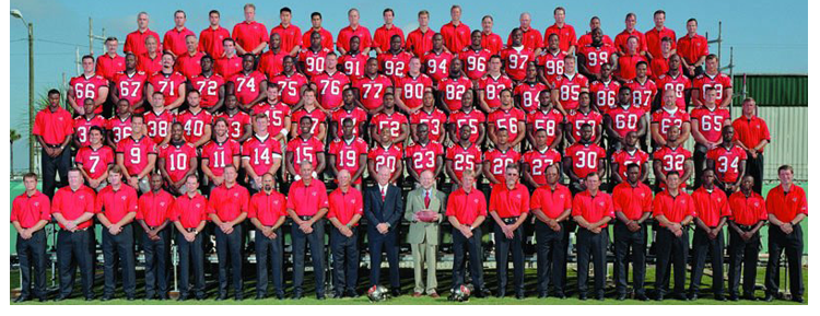 2003 Season 28 Tampa Buccaneers Team Picture