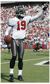 2000 Keyshawn Johnson wearing the new Buccaneers Uniform and Jersey #19