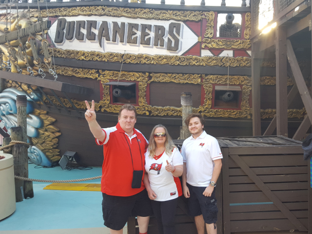 BuccaneersFan.com founding directors Laurie, Daniel and Rader ready for another BUCS Victory.